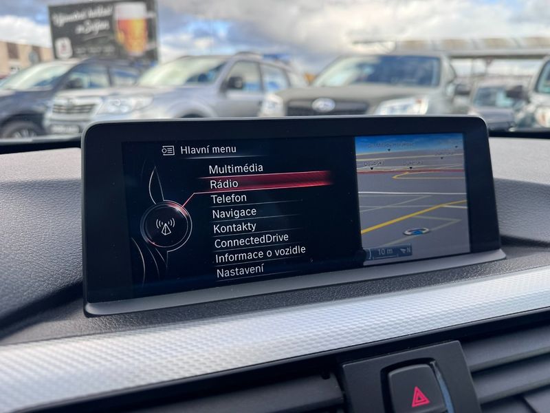 BMW Řada 4 (2016) 420D 2,0 135KW XDRIVE MPACKET - fotka 24 z 50