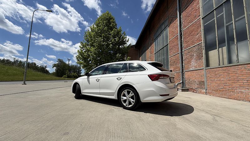 Škoda Octavia (2021) - fotka 16 z 16