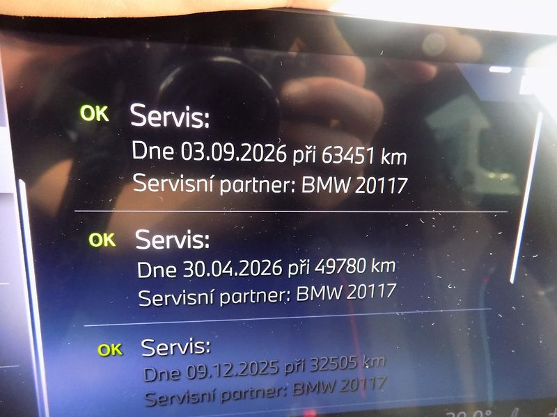 BMW Řada 3 330I 180 KW M SPORT XDRIVE - fotka 38 z 39