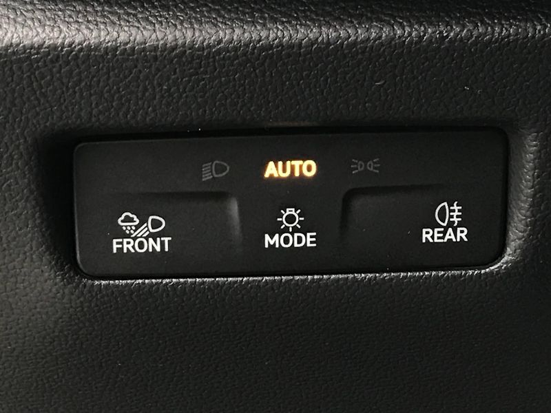 Škoda Superb (2025) Sportline 7DSG 2,0TDI - fotka 15 z 24