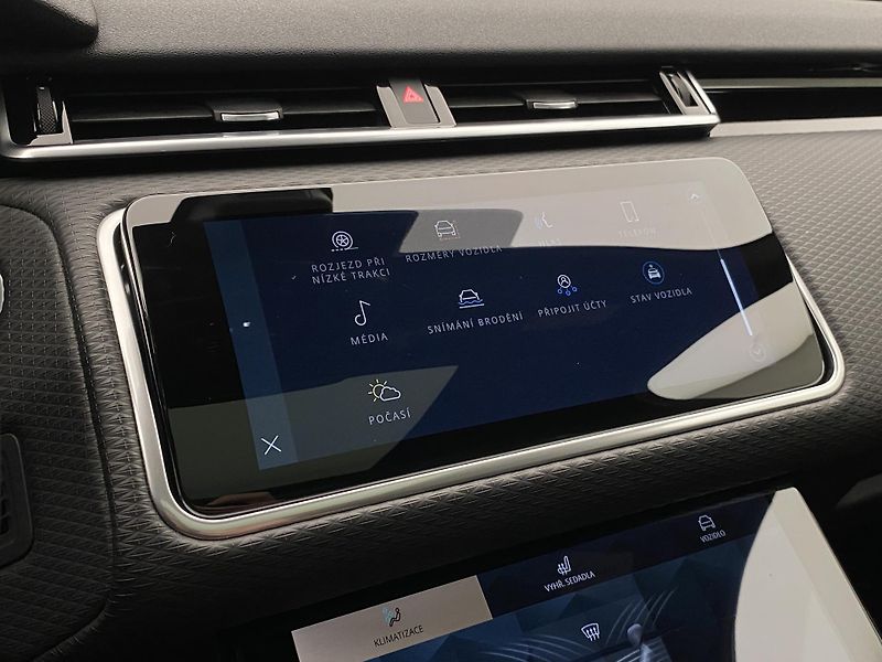 Land Rover Range Rover Velar D200 SE AWD AUT  - fotka 41 z 47