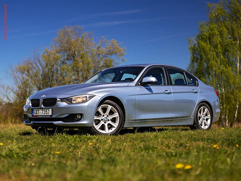 BMW Řada 3 (2012) 2.0 i 328i, AC, TZ, navi - fotka 2 z 14