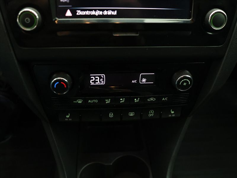 Škoda Rapid 1,0 TSI 81 kW Monte Carlo CZ - fotka 19 z 27