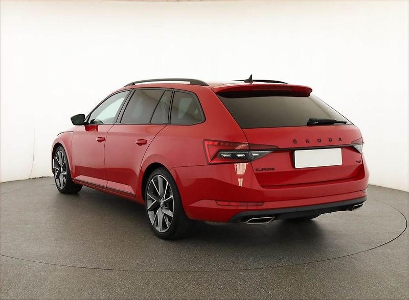 Škoda Superb (2021) Sportline 2.0 TSI - fotka 4 z 21