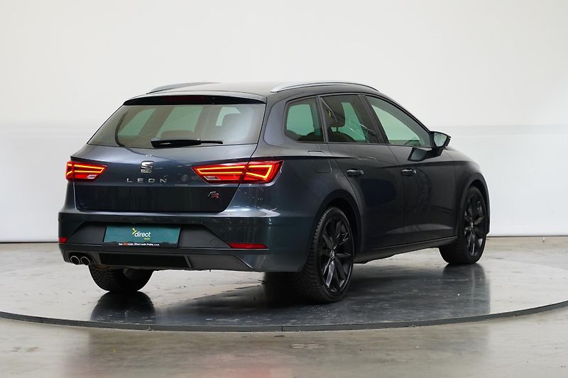 Seat Leon - fotka 2 z 27