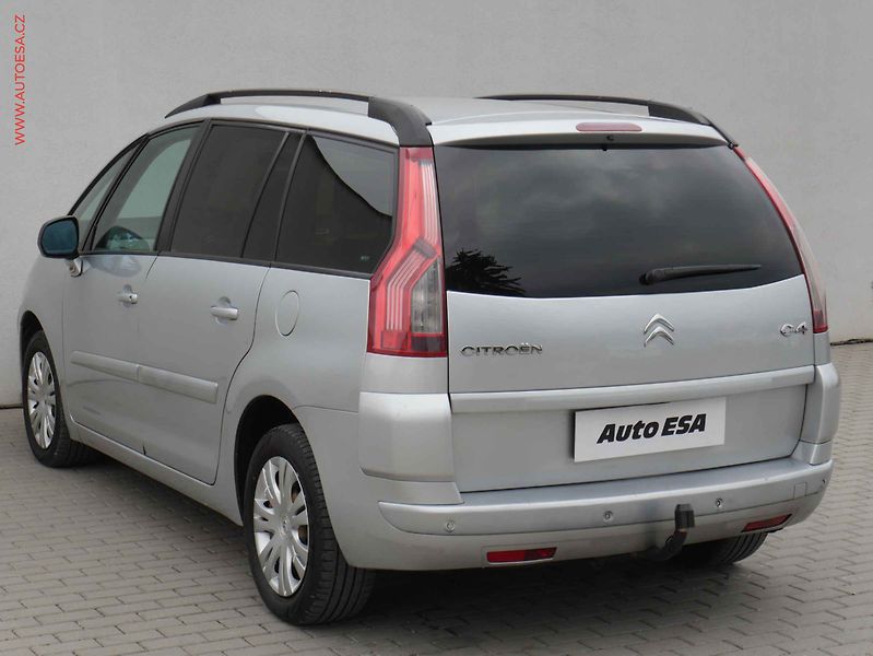 Citroën C4 Picasso (2007) 2.0HDi, AT, tempo, park.asist - fotka 6 z 17