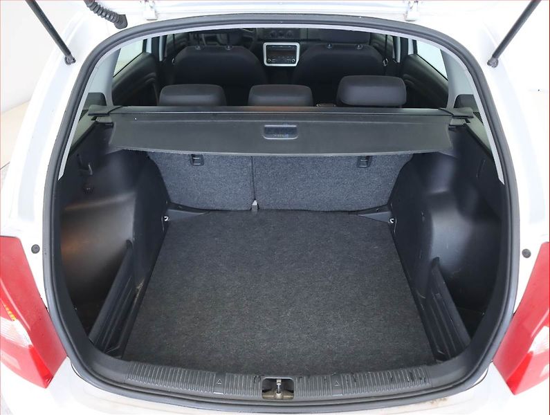 Škoda Fabia (2012) 1.2 12V, Serv.kniha - fotka 14 z 15