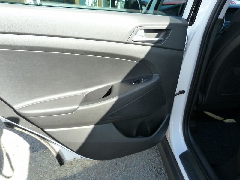 Hyundai Tucson 1.6 GDI Classic blue - fotka 15 z 26