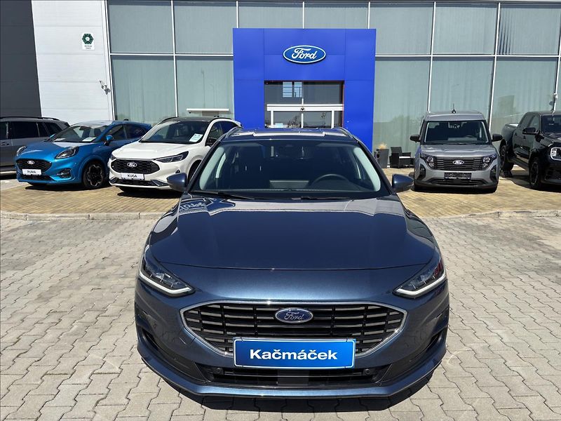 Ford Focus 1,0 EcoBoost 114kW Titanium - fotka 8 z 42