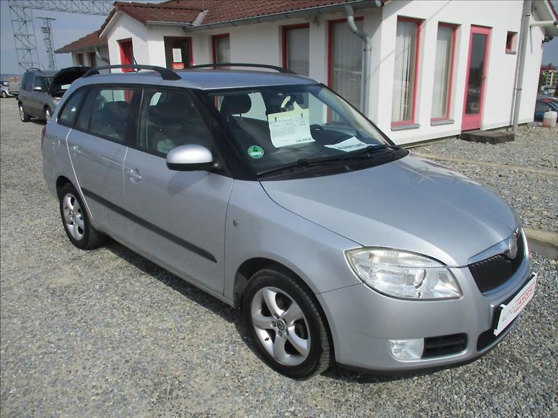 Škoda Fabia 1,4 i 16v, aut. klimatizace, - fotografie inzerátu