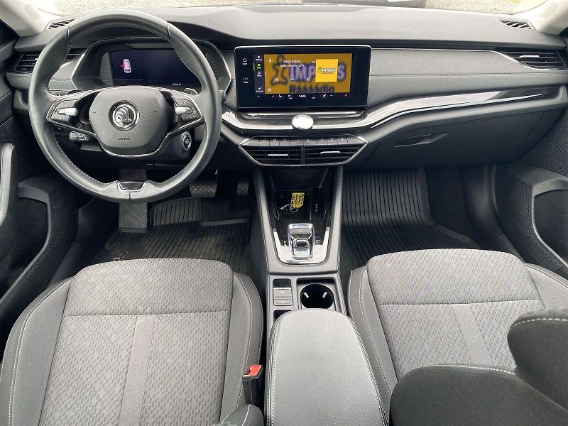 Škoda Octavia (2023) Combi 1.5 TSI ACT e-TEC DSG St - fotka 5 z 33