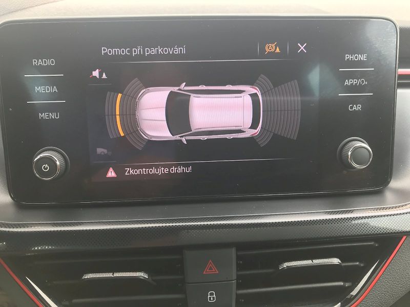 Škoda Kamiq (2022) Monte Carlo 1,5 TSI - fotka 13 z 27