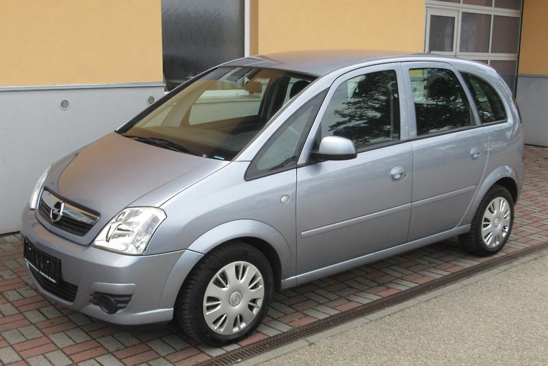 Opel Meriva 1.4i KLIMA - fotka 4 z 19