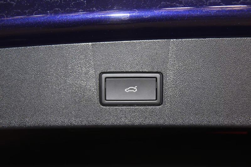 Volkswagen Tayron TDI 4M R-Line HuD IQ 360 DCC T - fotka 21 z 22