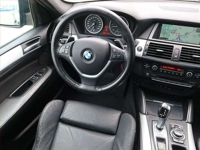 BMW X6 (2013) xDrive40d, 4X4, Automat, Kůže - fotka 7 z 19