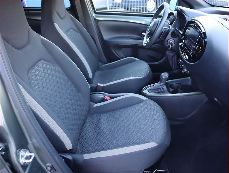 Toyota Aygo (2022) 1.0 VVT-i, Automat, Serv.kniha - fotka 9 z 19