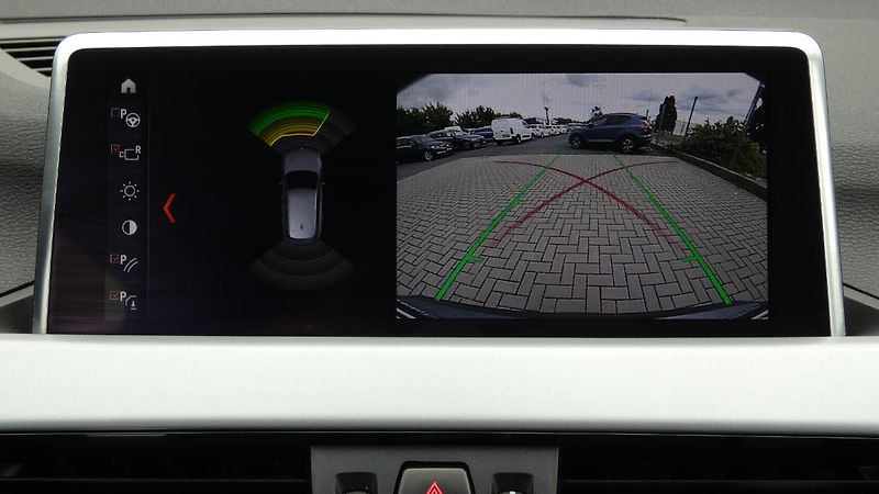 BMW X1 sDrive 18i - fotka 15 z 24