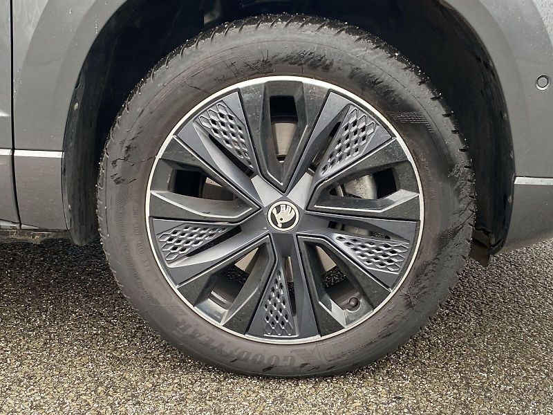 Škoda Karoq (2024) 2.0 TDI 4x4 DSG Sportline - fotka 34 z 38