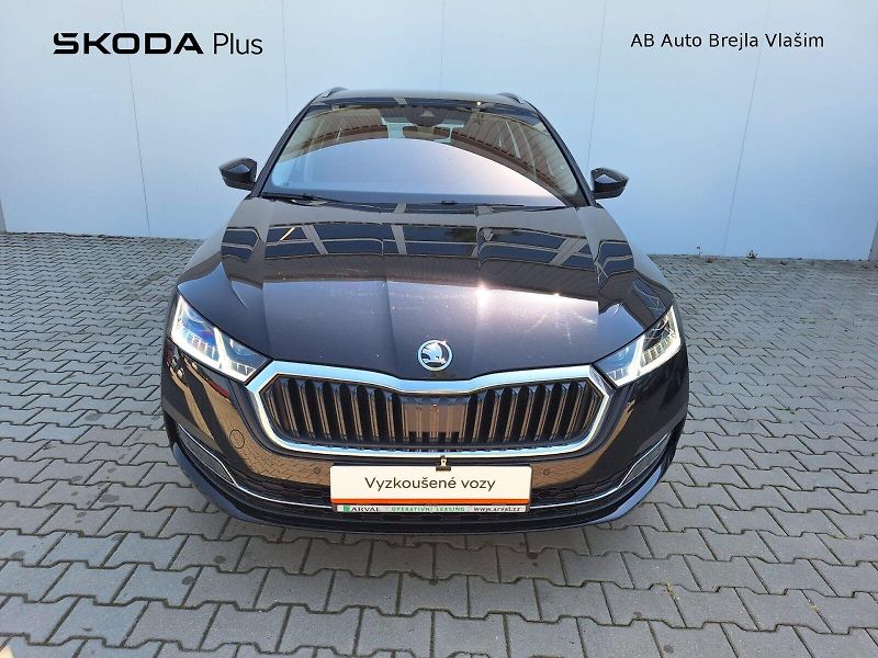 Škoda Octavia (2023) COMBI / 2.0 TDI / 85 kW / 6MP - fotka 4 z 33