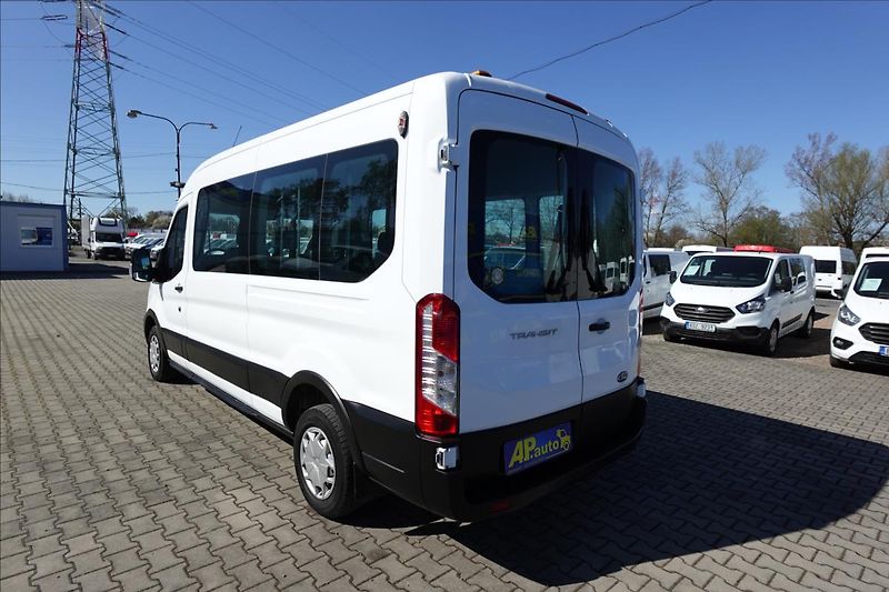 Ford Transit 2,0 TDCi  L3H2 8MÍST BUS KLIMA - fotka 11 z 40