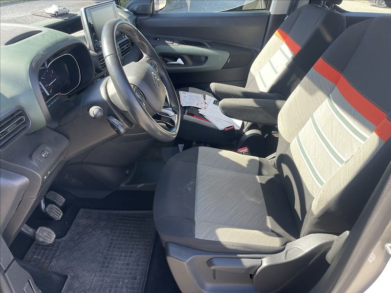 Citroën Berlingo 1,5 BlueHDi 96kw XTR Tažné Kli - fotka 8 z 35