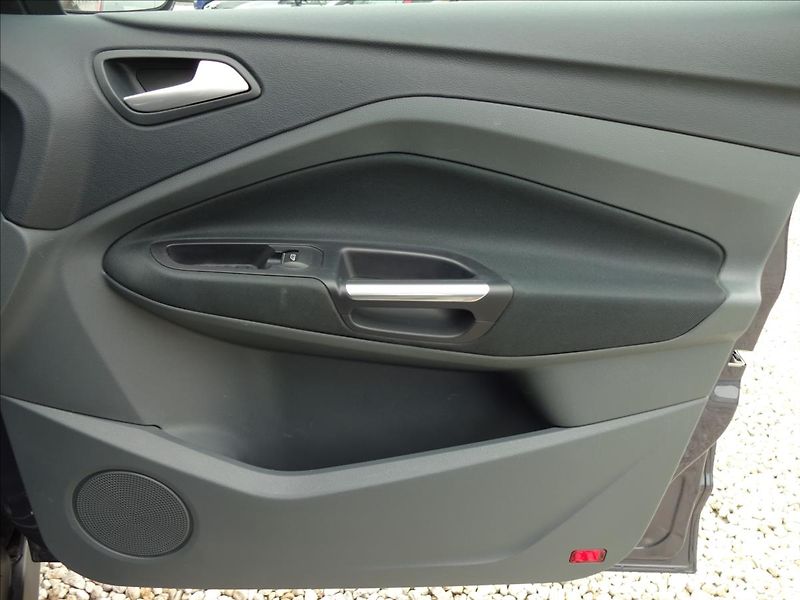Ford C-MAX 2,0 TDCi 103kW AUTOMAT - fotka 31 z 47