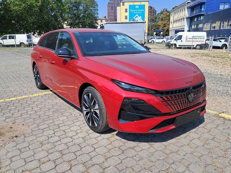 Peugeot 308 SW ALLURE Hybrid 145 e-DCS6 - fotka 3 z 10