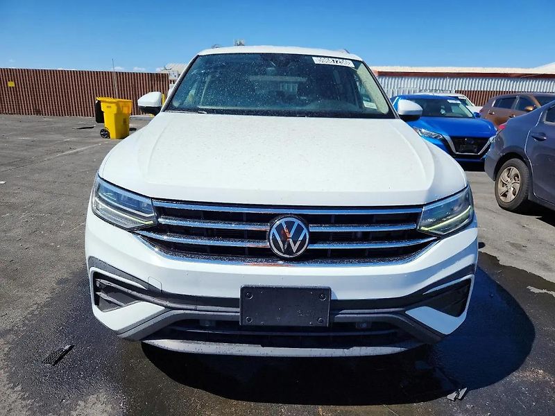 Volkswagen Tiguan Allspace (2024) Auto na cestě - fotka 5 z 12