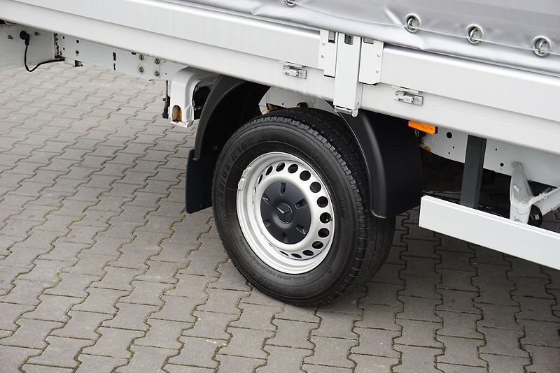 Mercedes-Benz Sprinter (2021) 2,2 CDI / E 6 / BURTO - PLANDE - fotka 33 z 40
