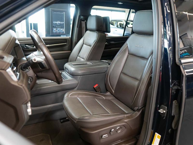 GMC Yukon (2021) 6.2 XL Denali Ultimate Air 4WD - fotka 18 z 44