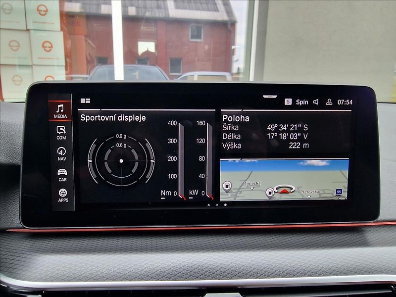BMW Řada 5 520d Xdrive M-Sport ČR,1.Maj. - fotka 25 z 50