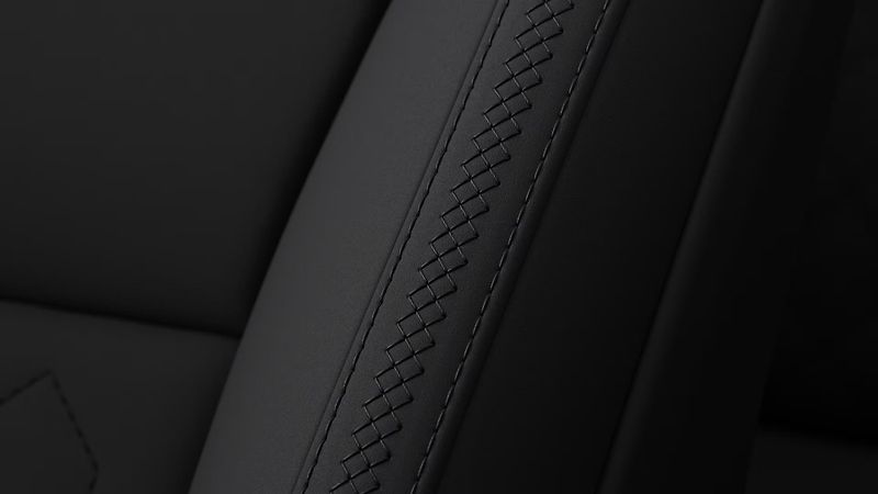 Volvo XC90 (2026) B5 AWD AUT CORE 7míst - fotka 13 z 13