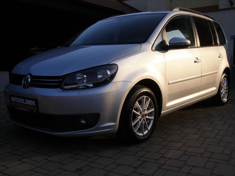 Volkswagen Touran 1,2   77KW REZERVACE - fotografie inzerátu