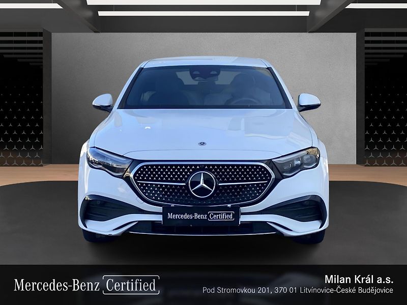Mercedes-Benz Třídy E E 400e 4M AMG BURMESTER 4D - fotka 8 z 26