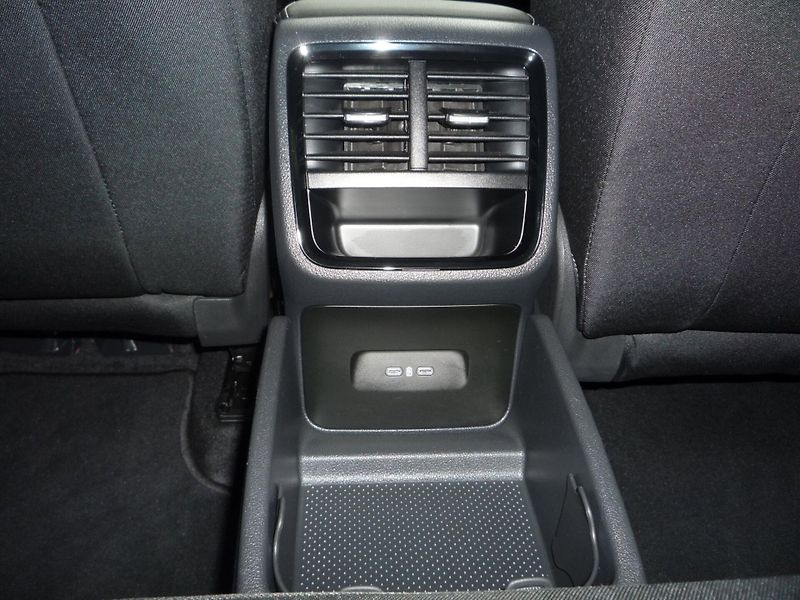 Škoda Octavia (2024) 1,5TSi 110kW Selction - fotka 19 z 20