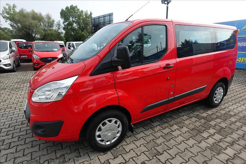 Ford Transit Custom 2,0 TDCi  L1H1 BUS KLIMA SERVI - fotka 2 z 28