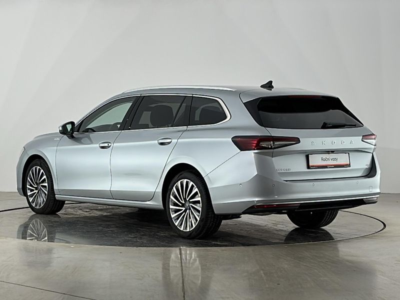Škoda Superb L&K 4x4 DSG - fotka 15 z 30