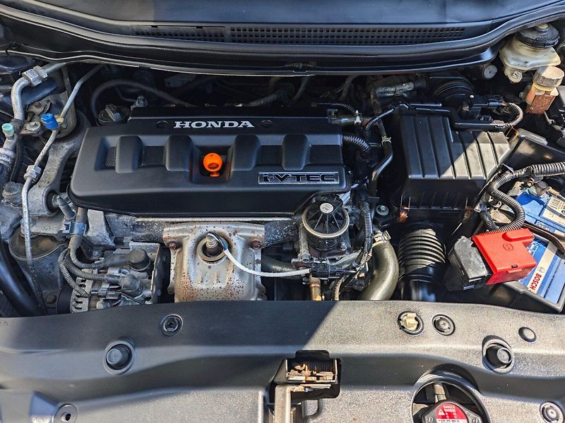 Honda Civic (2007) 1.8 i-VTEC Executive Panorama - fotka 30 z 41