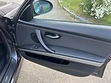 BMW Řada 3 320i  - náhled 40
