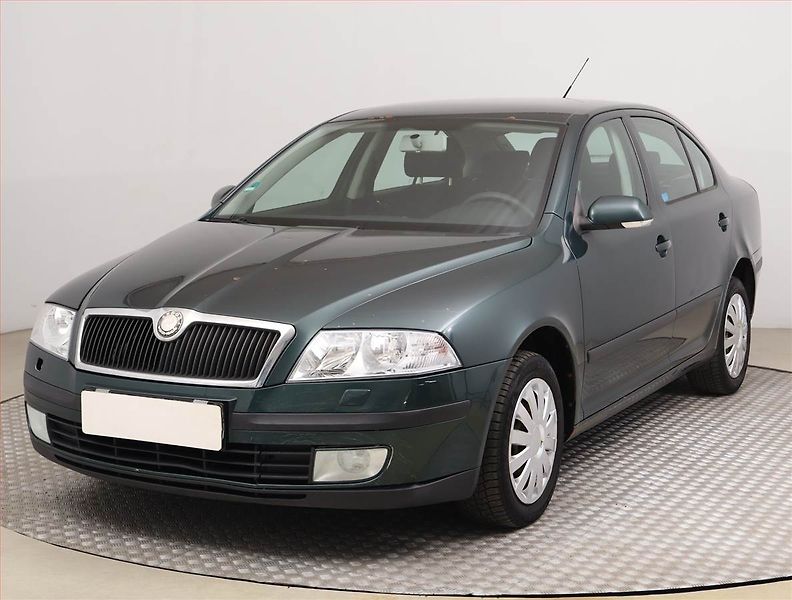 Škoda Octavia (2007) 2.0 TDI, po STK - fotka 2 z 14