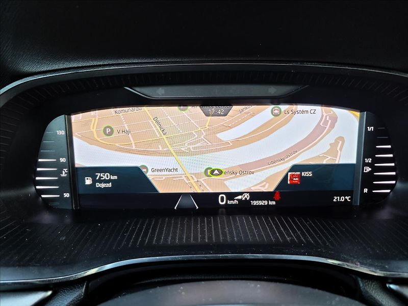 Škoda Octavia 1,0 TSI,NAVI,LED,VIRTUAL,KEYLE - fotka 21 z 50