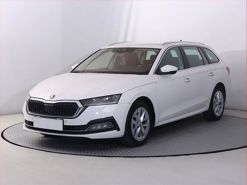 Škoda Octavia (2022) Style 2.0 TDI, Automat - fotka 2 z 21