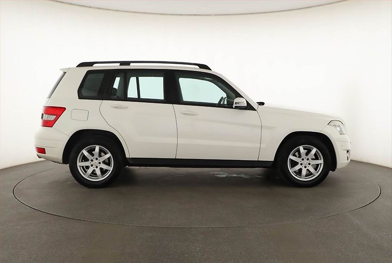 Mercedes-Benz GLK (2009) 350 CDI, 4X4, Automat - fotka 6 z 15
