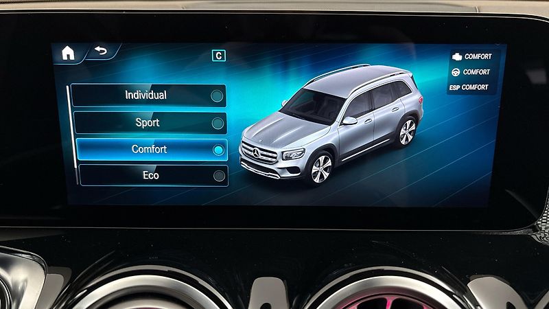 Mercedes-Benz GLB 200d AUT 4MATIC - fotka 27 z 30