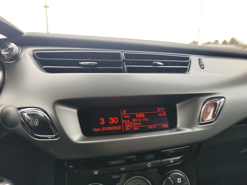 Citroën DS3 1.6 BlueHDi/88kW Servisováno - fotka 14 z 25