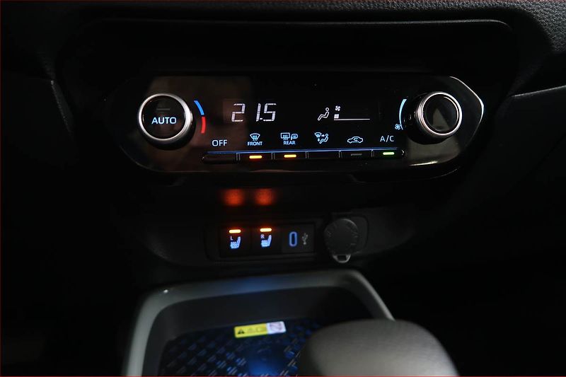 Toyota Aygo (2025) 1.0 - fotka 17 z 19
