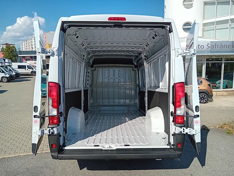 Fiat Ducato (2026) MAXI MTJ 180k L4H2/8ZÁR/IHNED/ - fotka 16 z 18