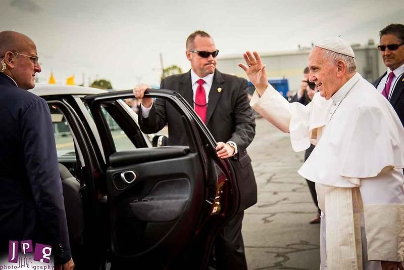 Fiat 500L při návštěvě papeže Františka.