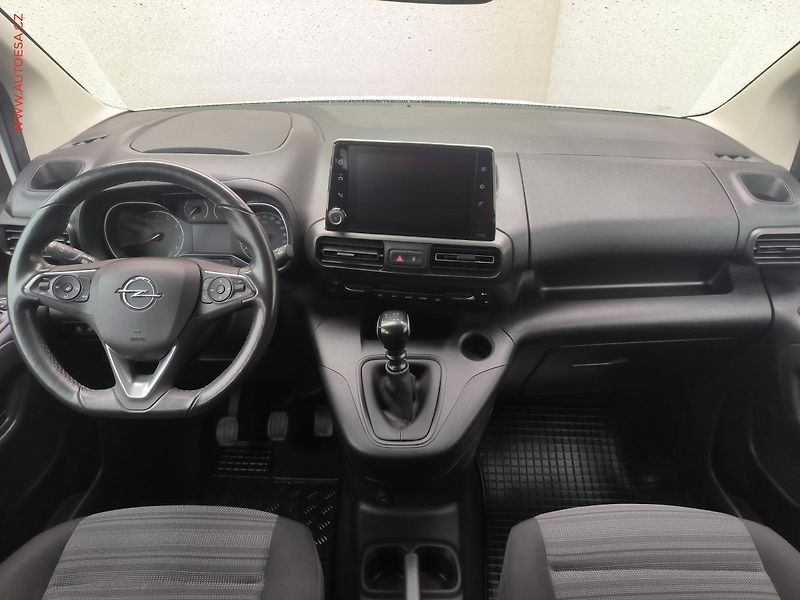 Opel Combo (2022) 1.5CDTi, 1.maj,ČR, Elegance - fotka 8 z 19