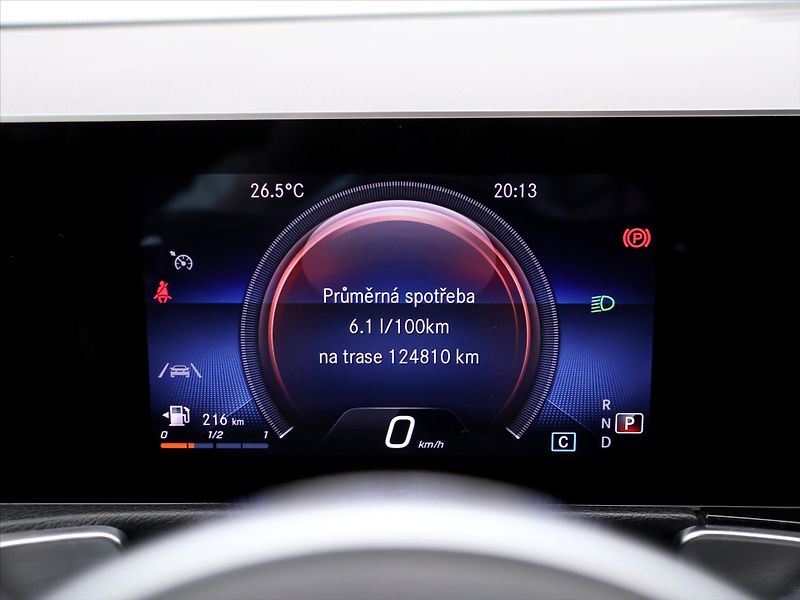 Mercedes-Benz GLB 2.0 200d 110kW AMG Line FULL L - fotka 17 z 35